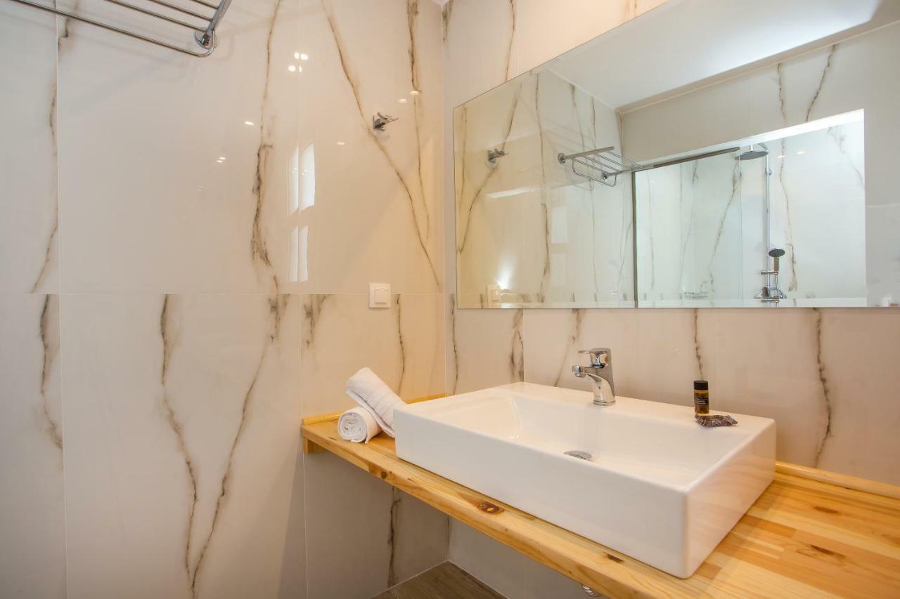Avi Suites 2 法里拉基 外观 照片